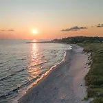 Charming, Spacious, Sea View Appartement
