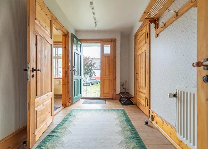 Διαμέρισμα Charming, Spacious, Sea View *