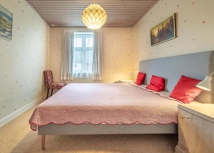 Charming, Spacious, Sea View *